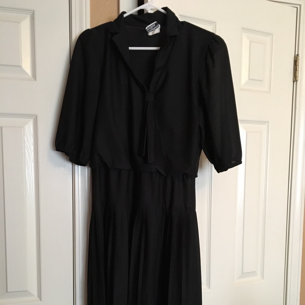 Vintage tie neck dress